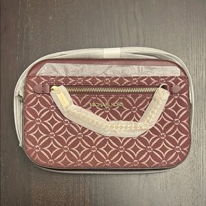 Michael Kors Jet Set Patterned Purple/Pink Oxblood Shimmer Crossbody Bag
